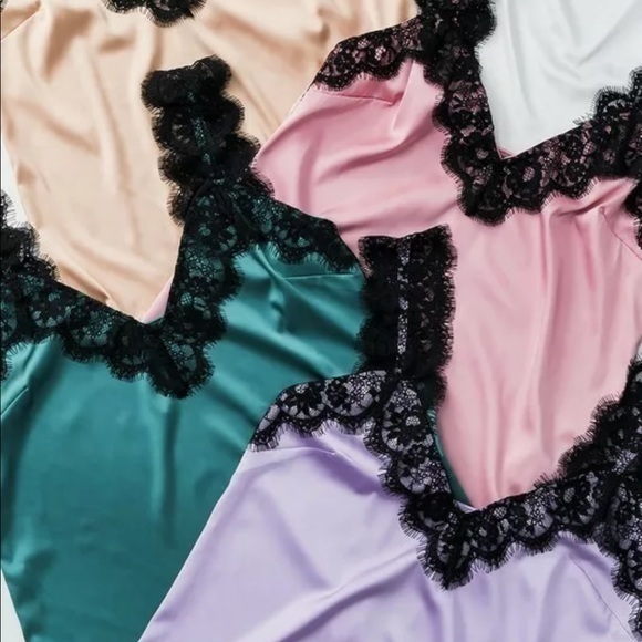 Black Eyelash Lace Silky Satin Relaxed Cami - Picture 6 of 7